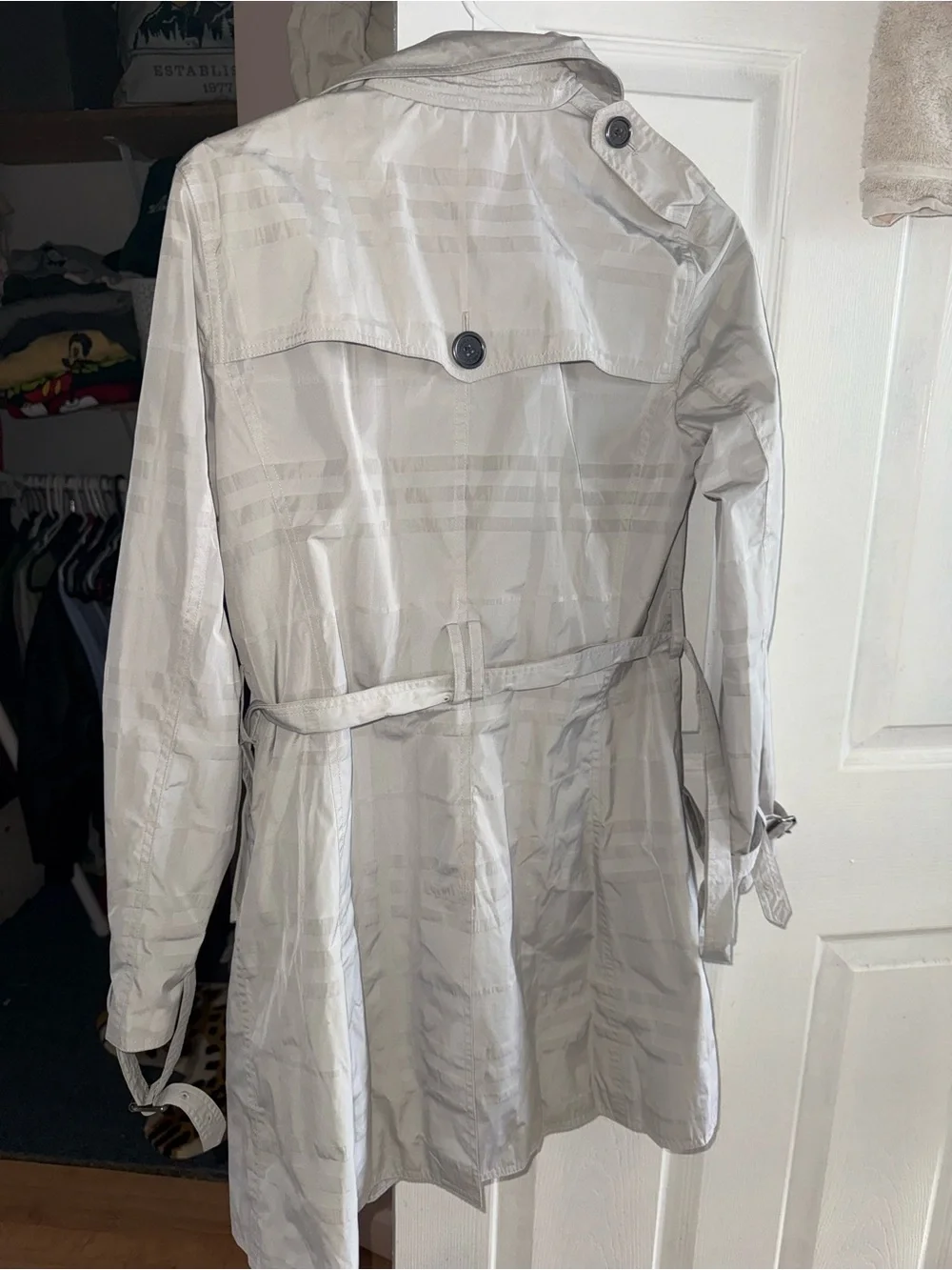 Burberry Light Gray Double-Breasted Trench Coat - Picture 3 of 15